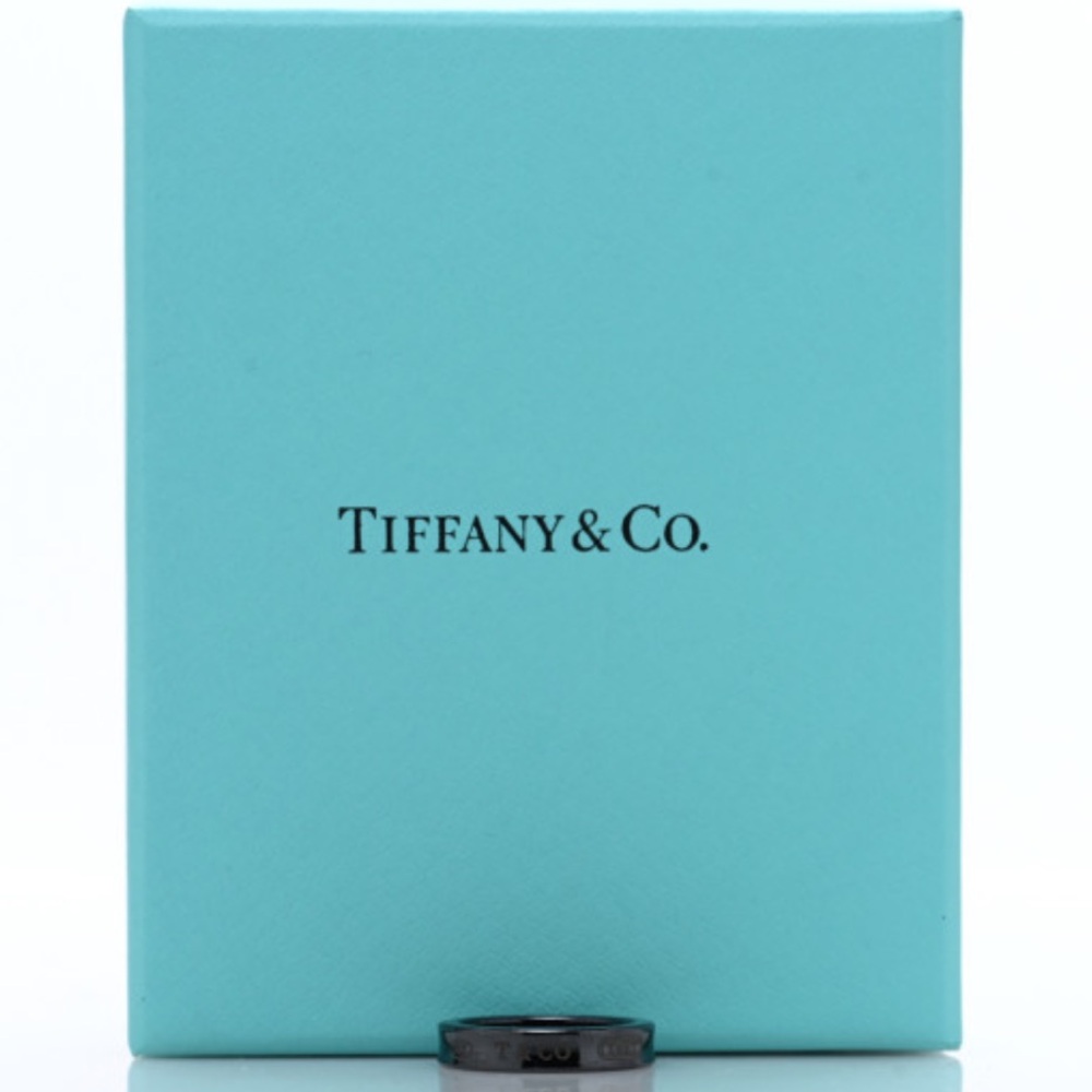 Tiffany&Co Narrow Band Titanium Ring